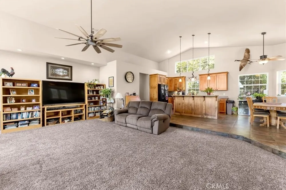 10975 Shasta Boulevard Los Molinos, CA 96055