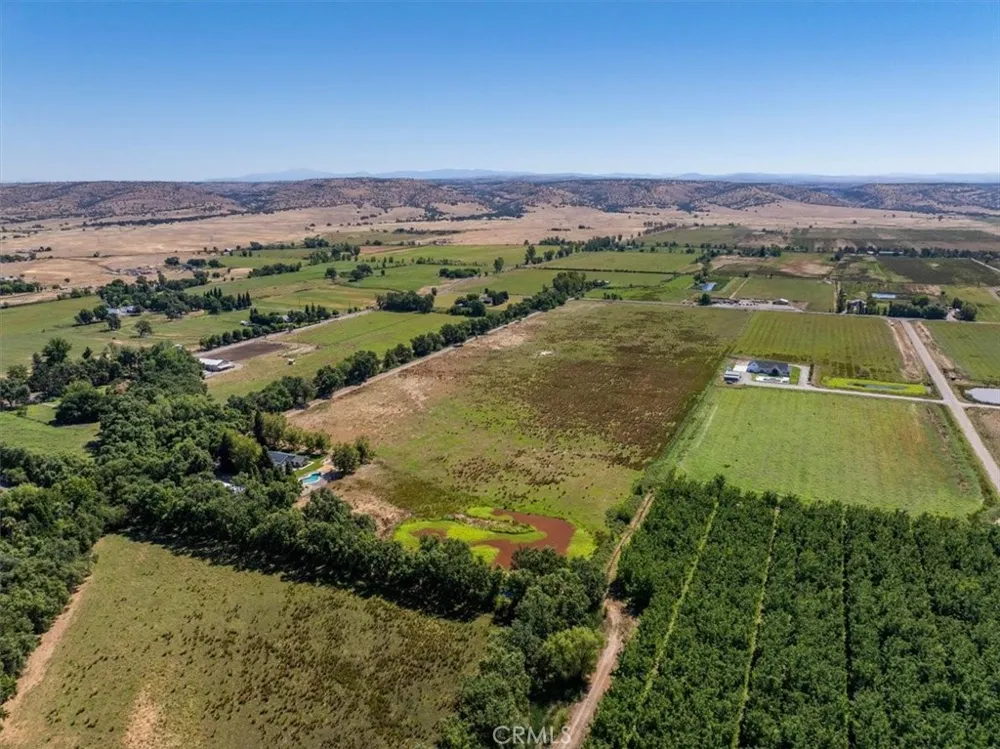 10975 Shasta Boulevard Los Molinos, CA 96055