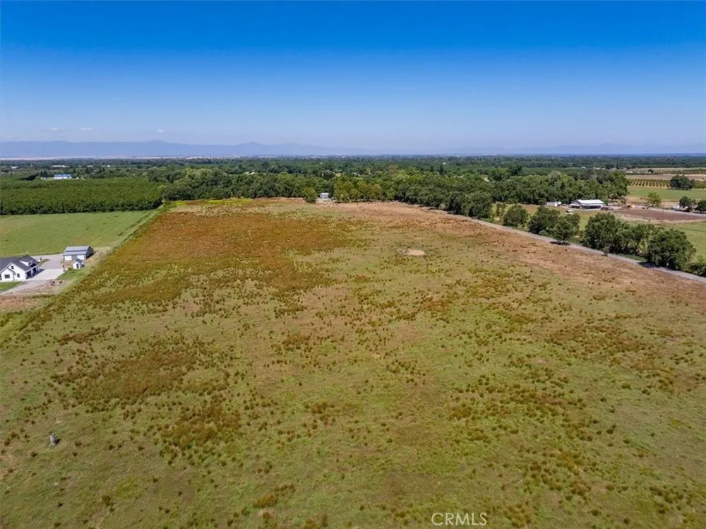 10975 Shasta Boulevard Los Molinos, CA 96055