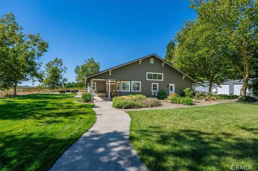 10975 Shasta Boulevard Los Molinos, CA 96055