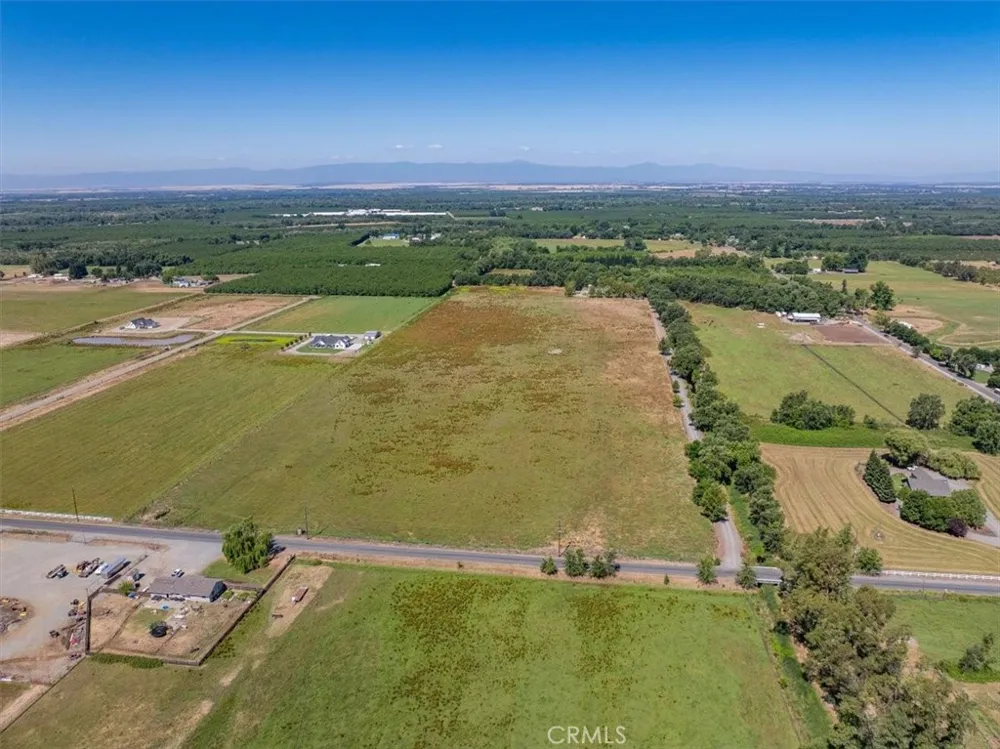 10975 Shasta Boulevard Los Molinos, CA 96055