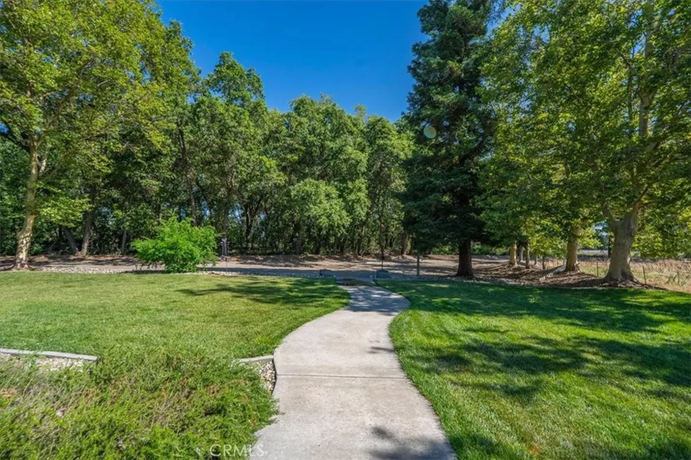 10975 Shasta Boulevard Los Molinos, CA 96055