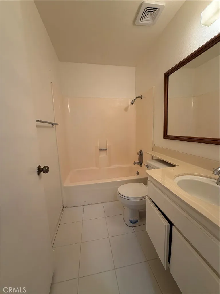 8520 Century Blvd Unit A Paramount, CA 90723