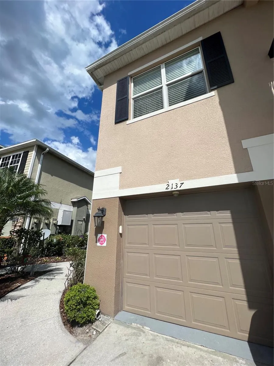 2137 BETSY ROSS LANE #2137 St Cloud, FL 34769