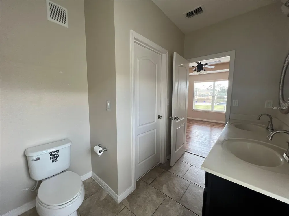 2137 BETSY ROSS LANE #2137 St Cloud, FL 34769
