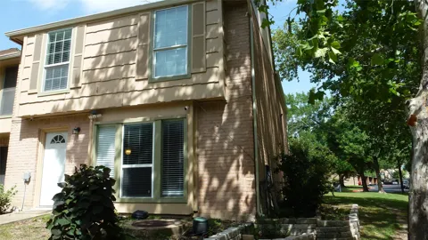 9009 North Plaza #133