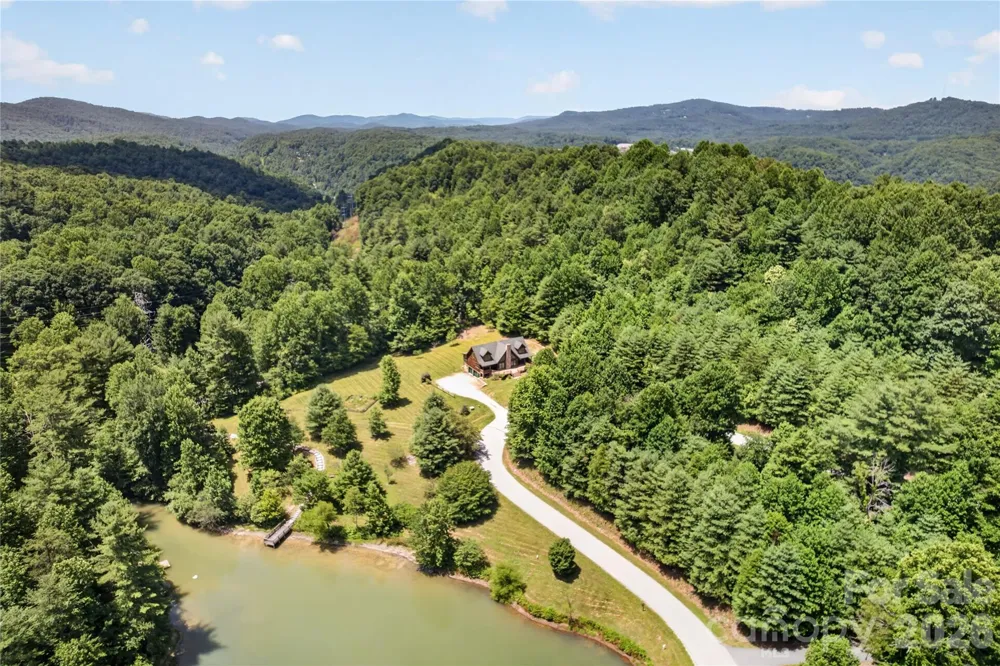 335 Whites Lake Boulevard Saluda, NC 28773