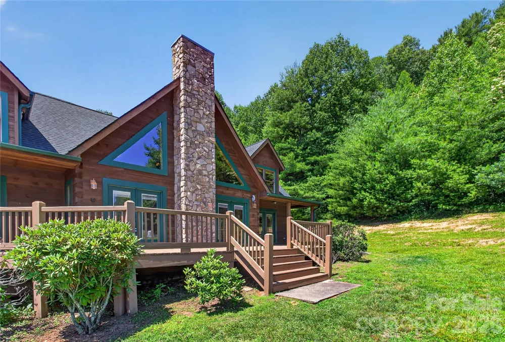335 Whites Lake Boulevard Saluda, NC 28773