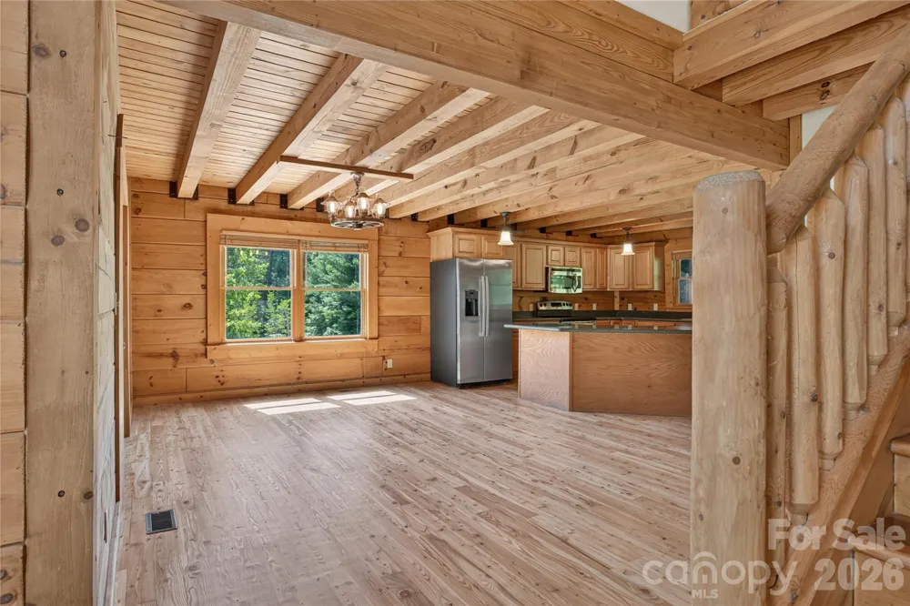 335 Whites Lake Boulevard Saluda, NC 28773