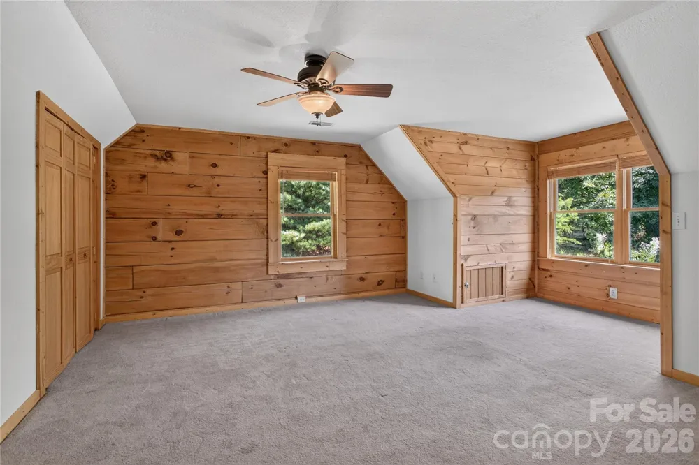 335 Whites Lake Boulevard Saluda, NC 28773