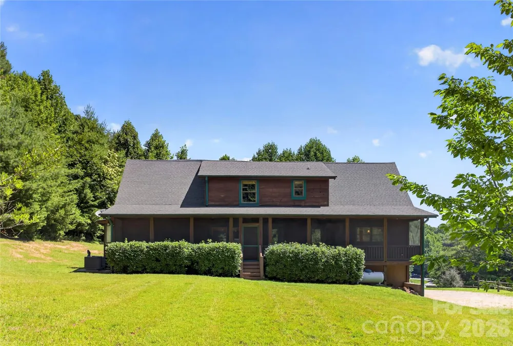 335 Whites Lake Boulevard Saluda, NC 28773