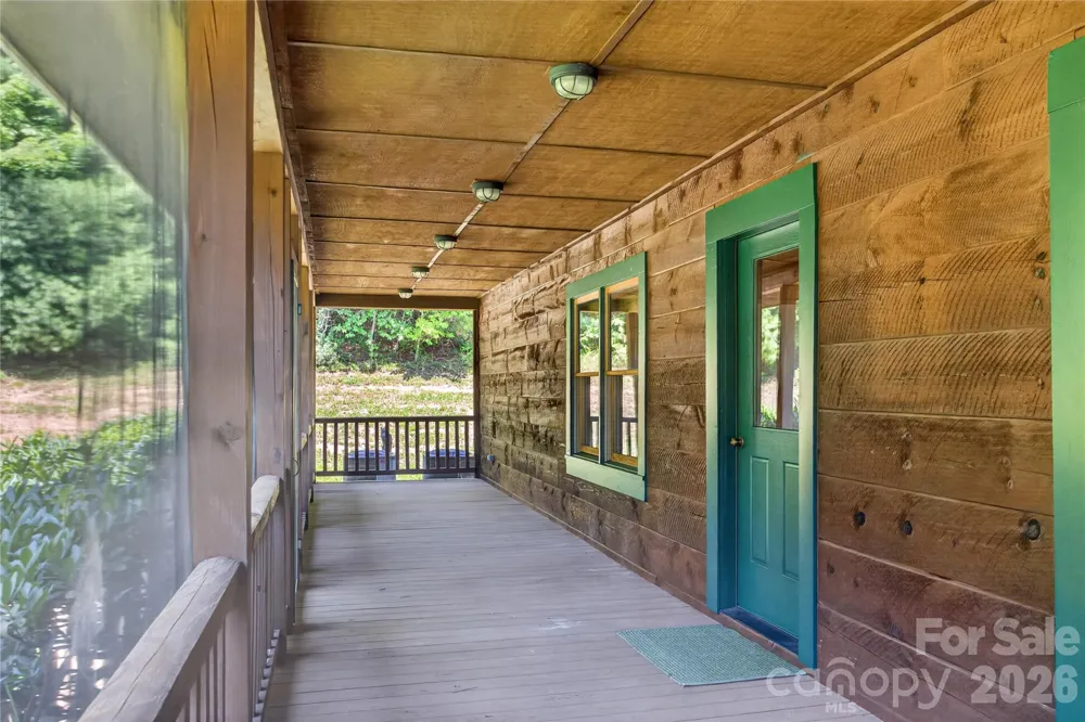 335 Whites Lake Boulevard Saluda, NC 28773