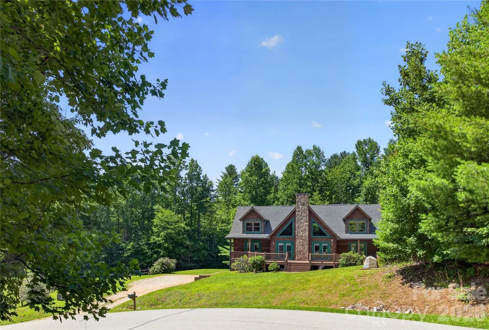335 Whites Lake Boulevard Saluda, NC 28773
