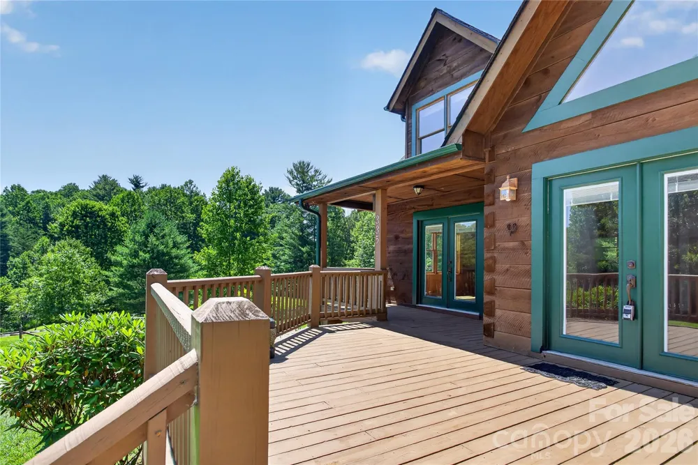 335 Whites Lake Boulevard Saluda, NC 28773
