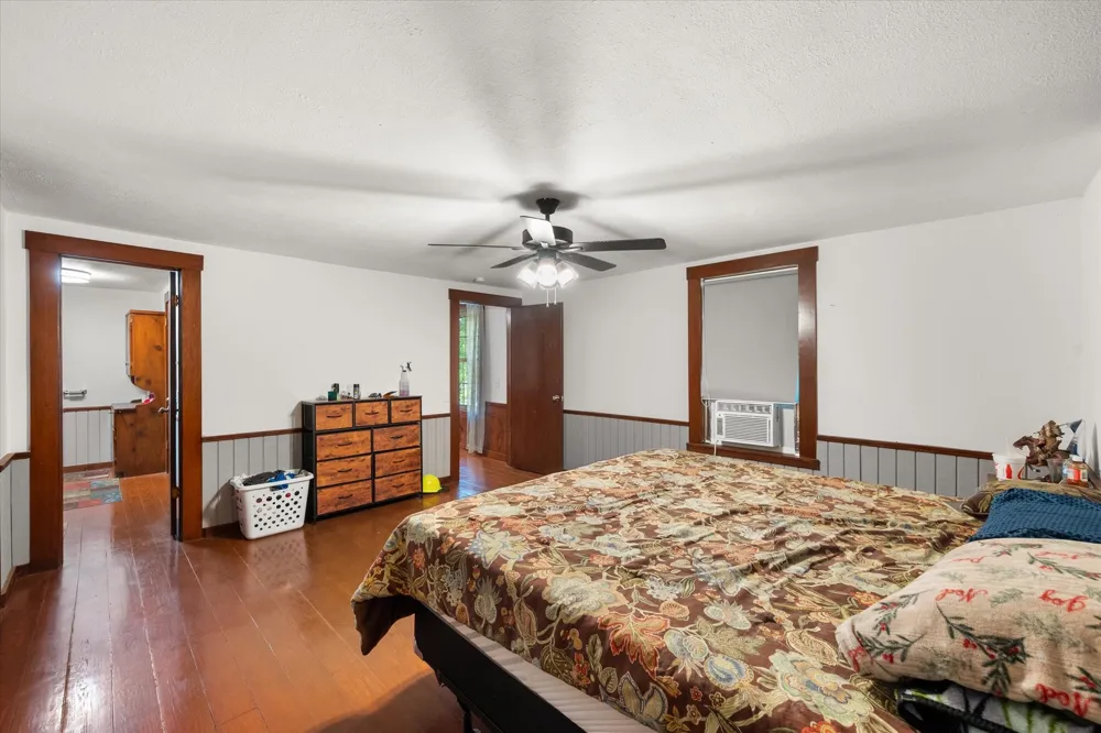 101 S Wright Avenue Kerens, TX 75144