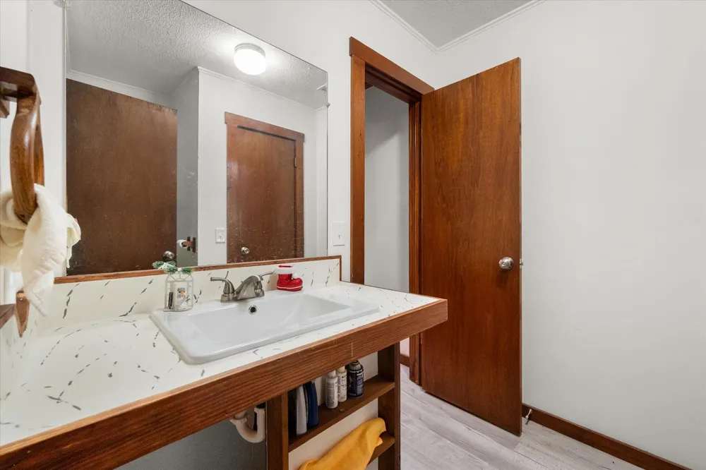 101 S Wright Avenue Kerens, TX 75144