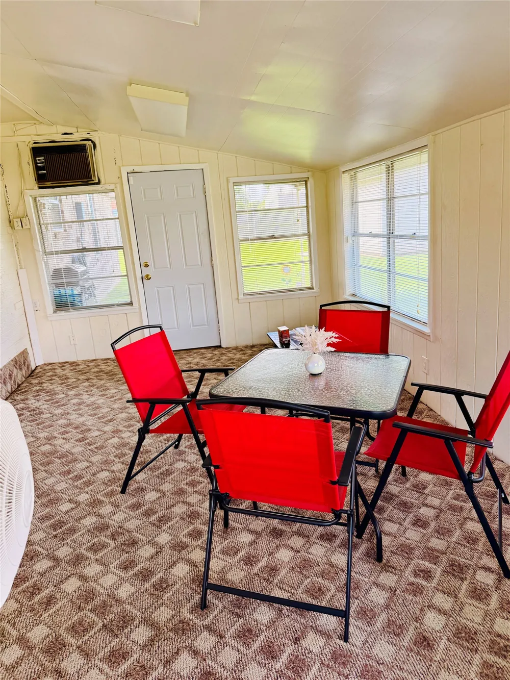 100 Vatra Street Mount Vernon, TX 75457