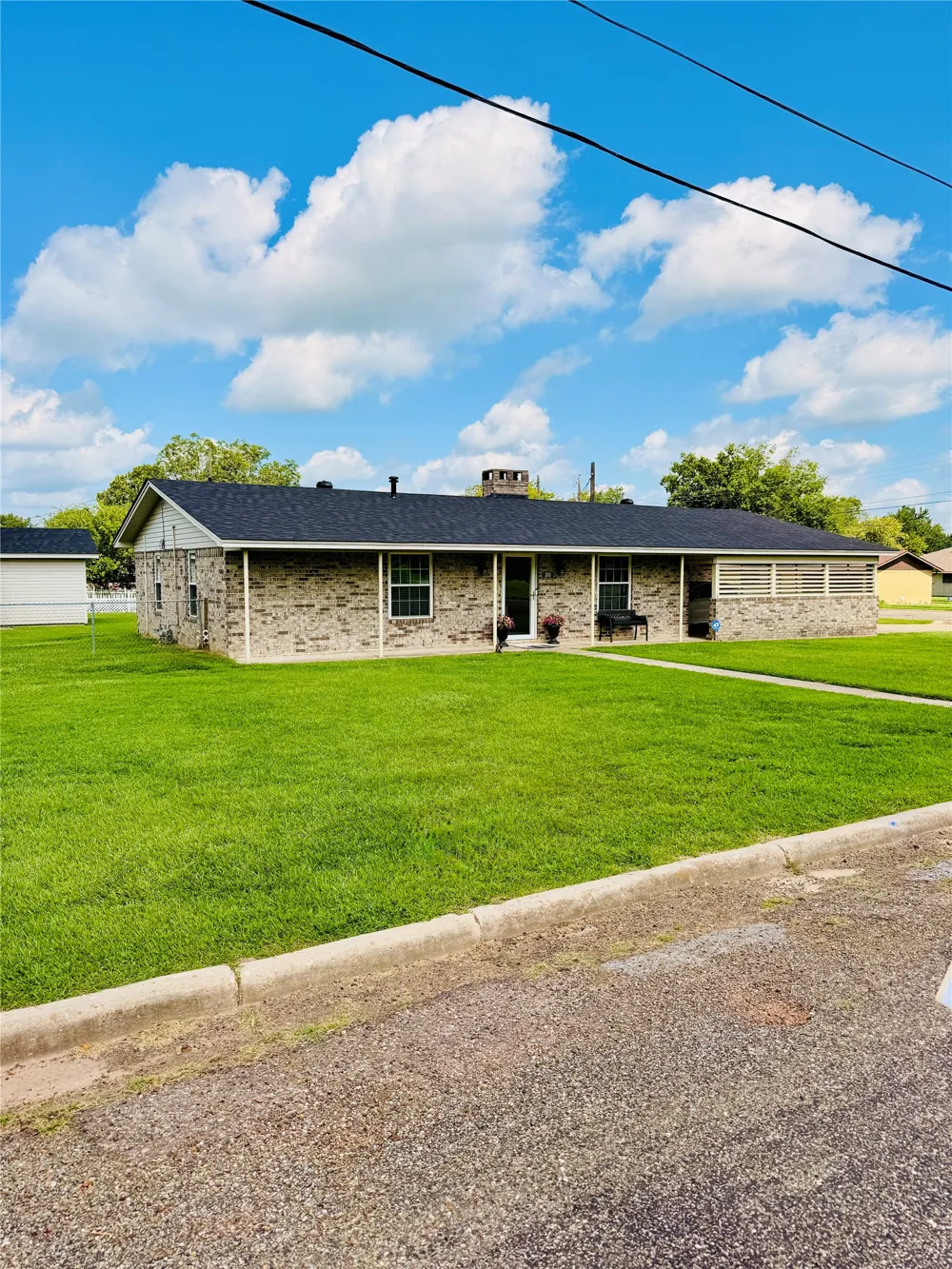 100 Vatra Street Mount Vernon, TX 75457