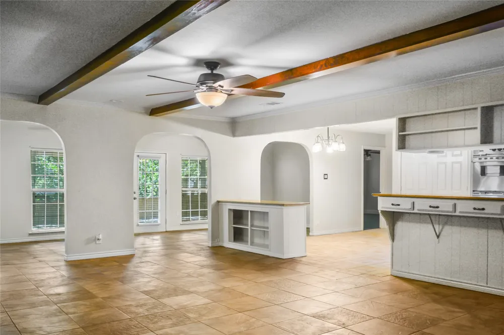 613 Overland Trail Southlake, TX 76092