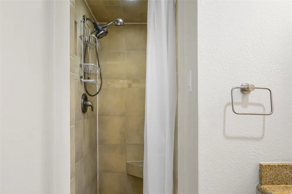 613 Overland Trail Southlake, TX 76092