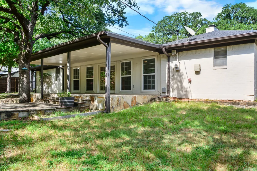 613 Overland Trail Southlake, TX 76092
