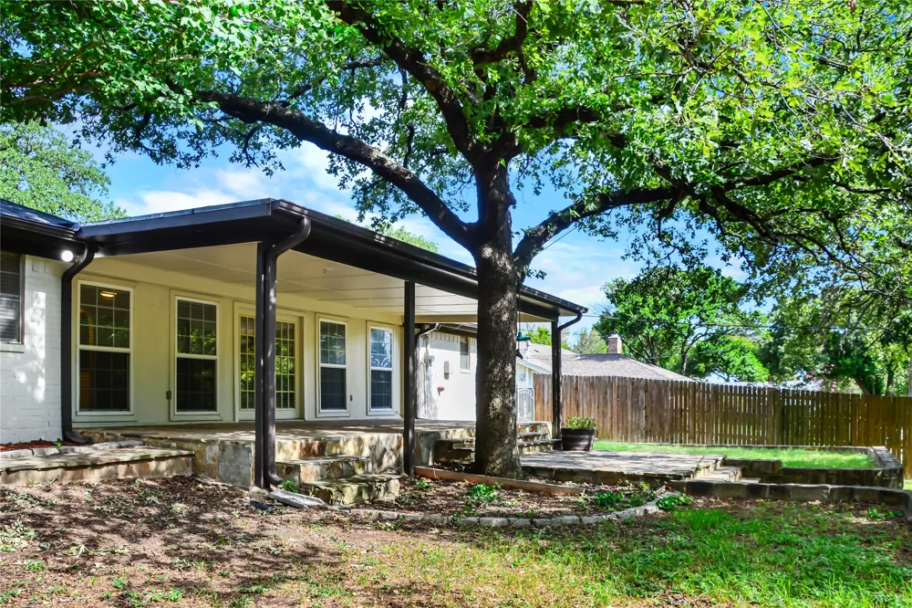613 Overland Trail Southlake, TX 76092