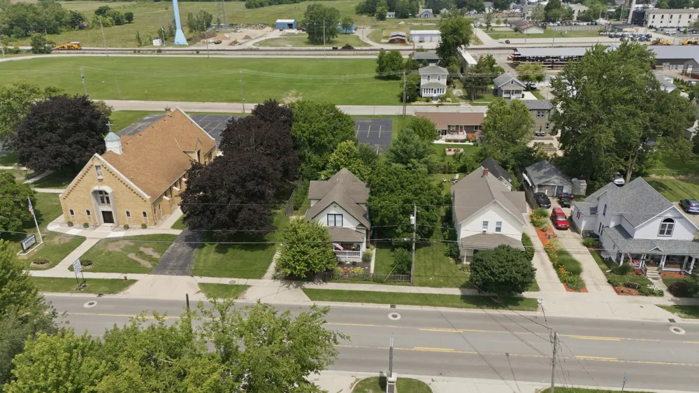 24 W Ash Street Three Oaks, MI 49128