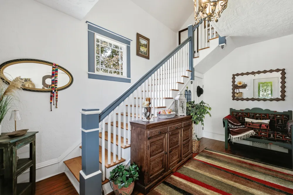 24 W Ash Street Three Oaks, MI 49128