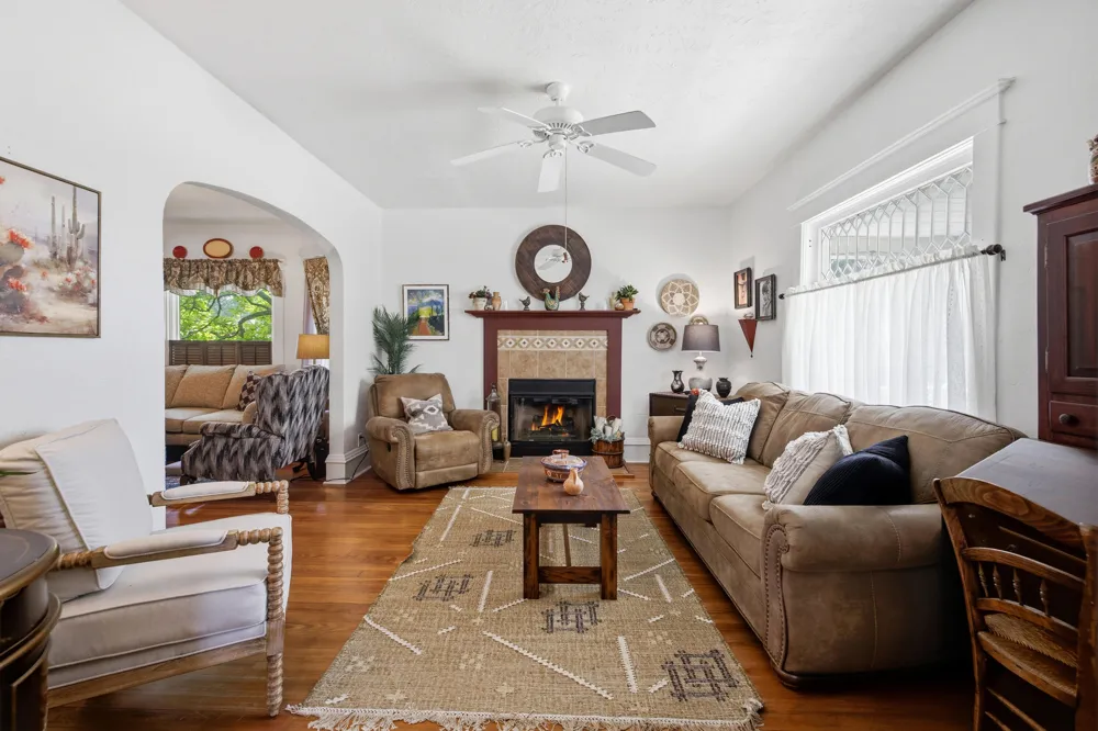 24 W Ash Street Three Oaks, MI 49128