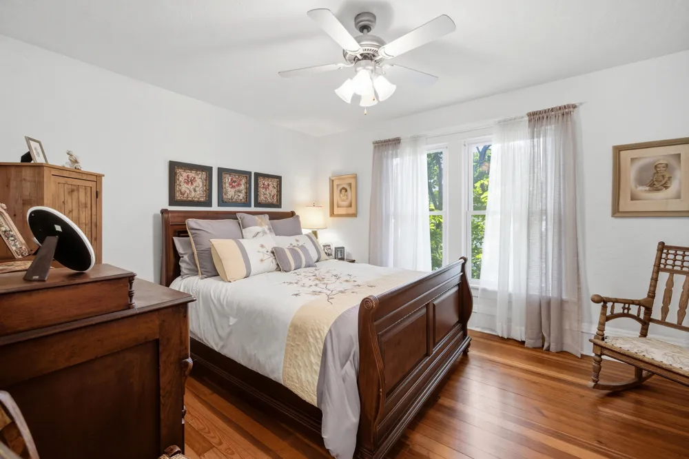 24 W Ash Street Three Oaks, MI 49128