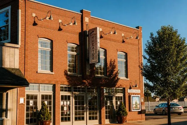 24 W Ash Street Three Oaks, MI 49128
