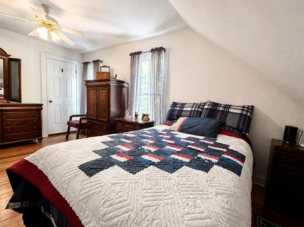 24 W Ash Street Three Oaks, MI 49128