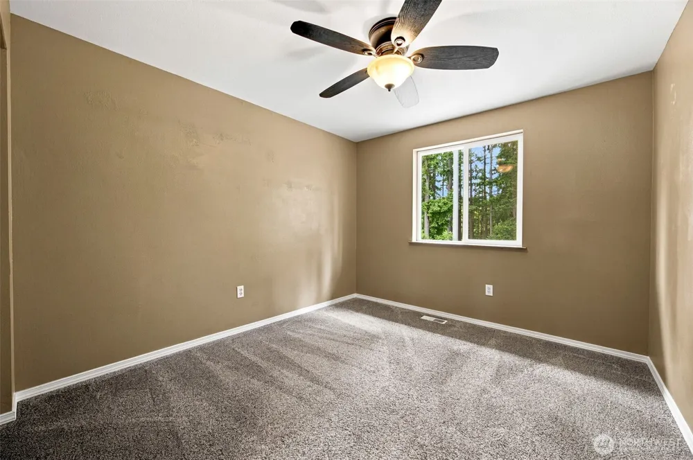 771 Carriage Court Eatonville, WA 98328