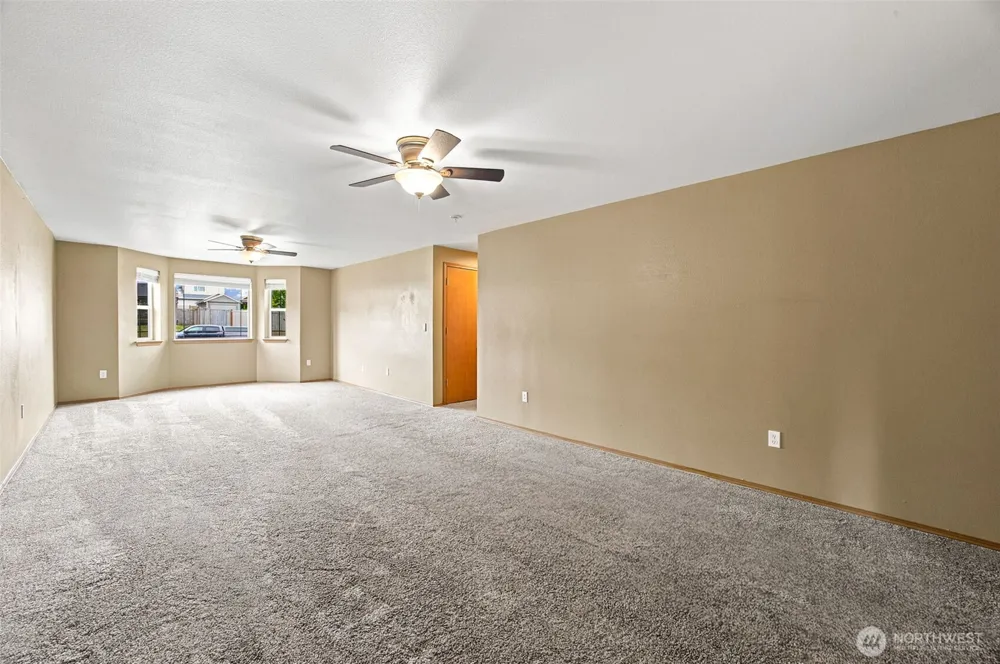 771 Carriage Court Eatonville, WA 98328