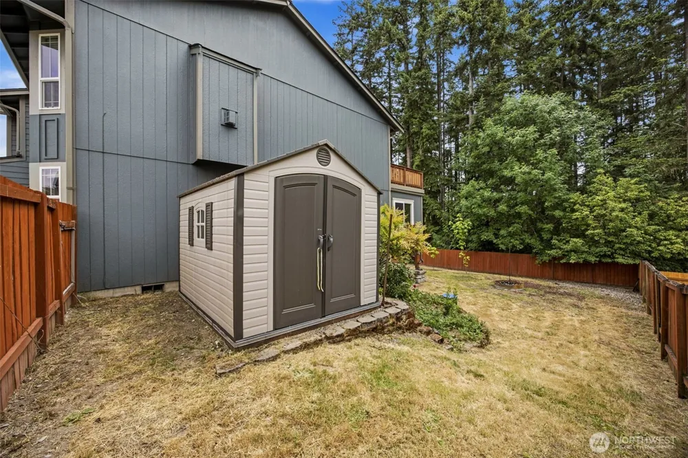 771 Carriage Court Eatonville, WA 98328