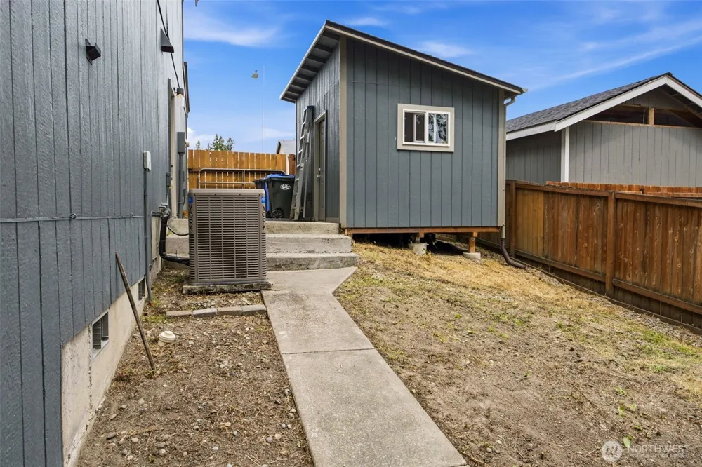 771 Carriage Court Eatonville, WA 98328