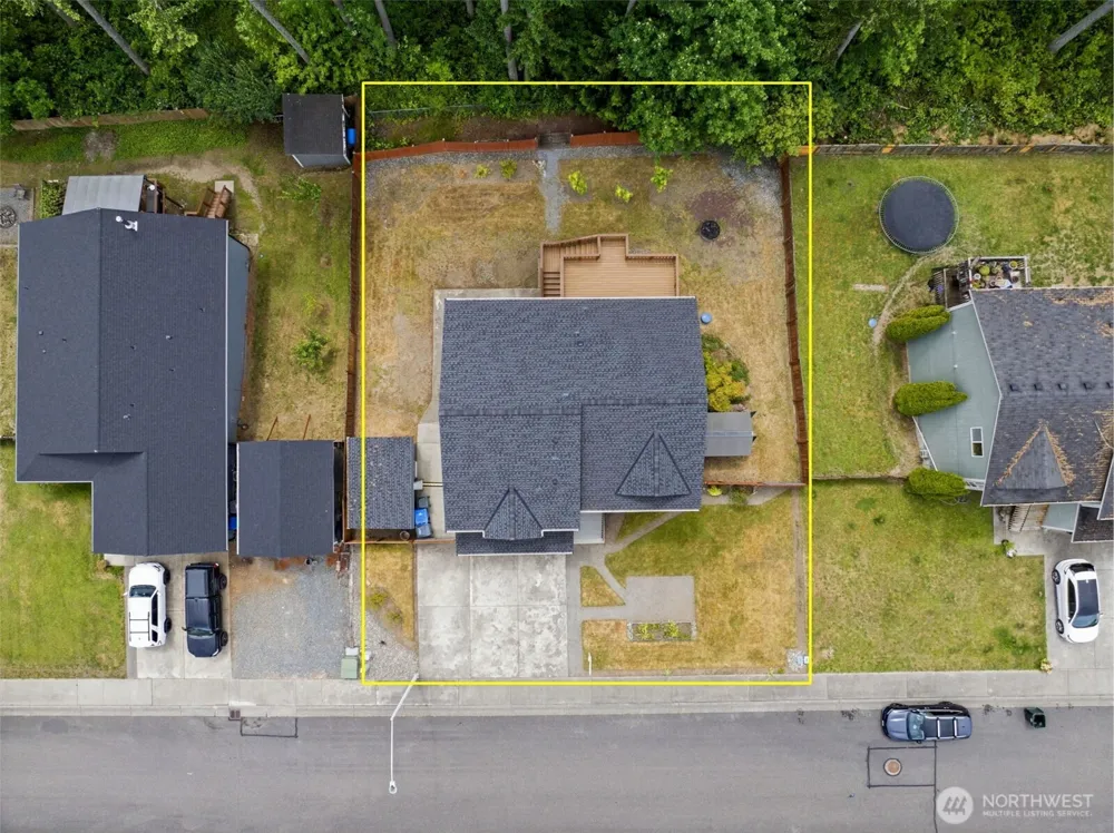 771 Carriage Court Eatonville, WA 98328