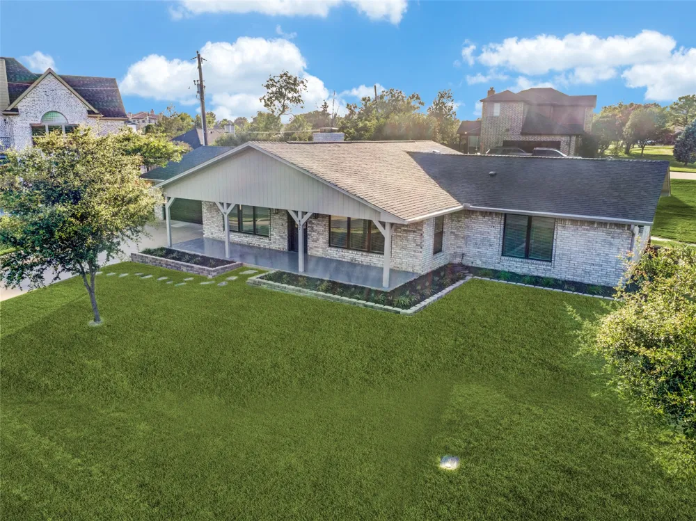 437 peninsula Drive Lakewood Village, TX 75068