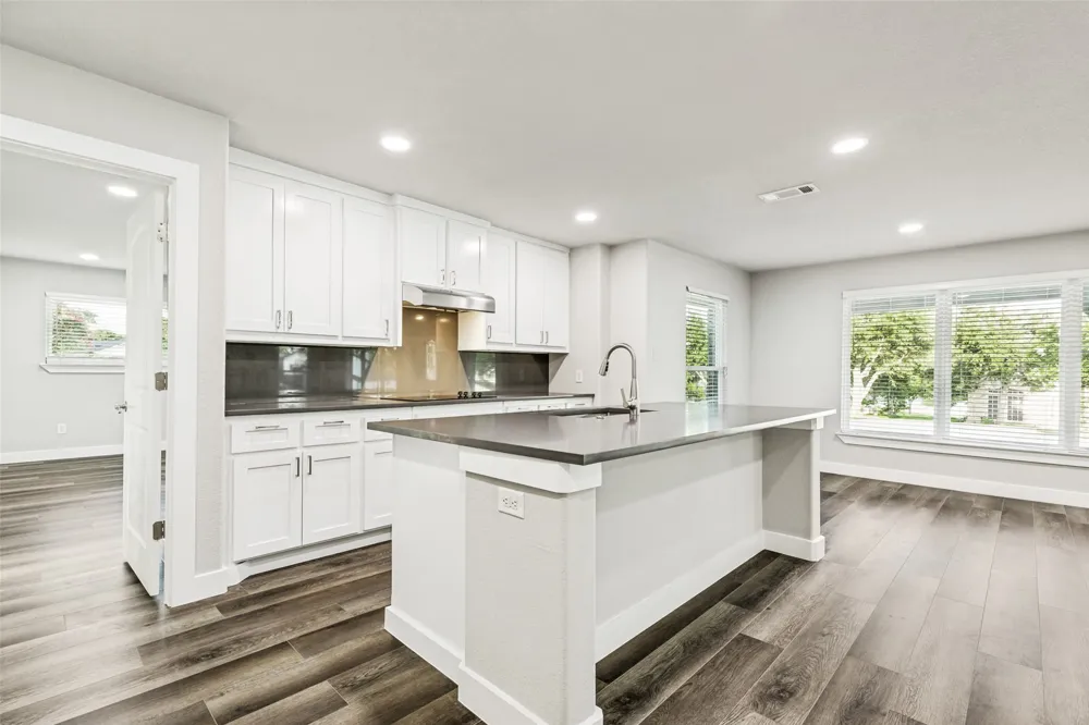 437 peninsula Drive Lakewood Village, TX 75068