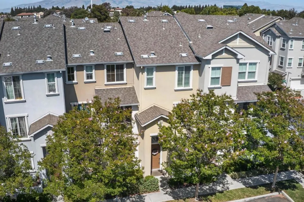 461 Bedford Loop Mountain View, CA 94043