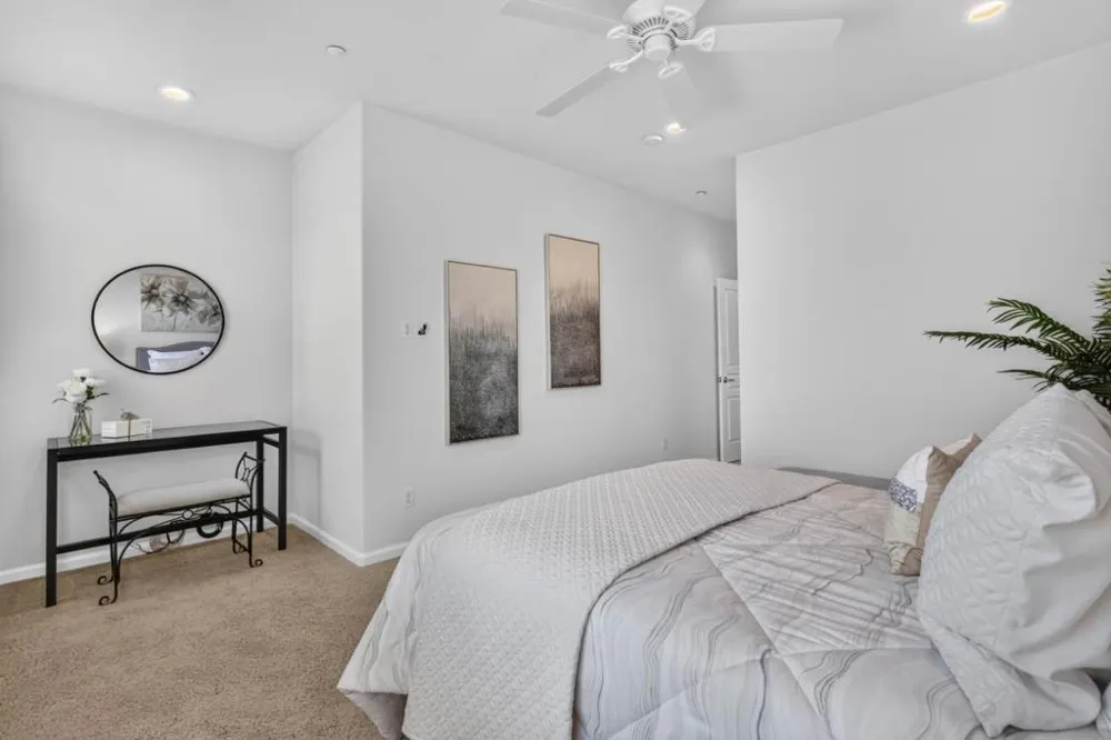 461 Bedford Loop Mountain View, CA 94043