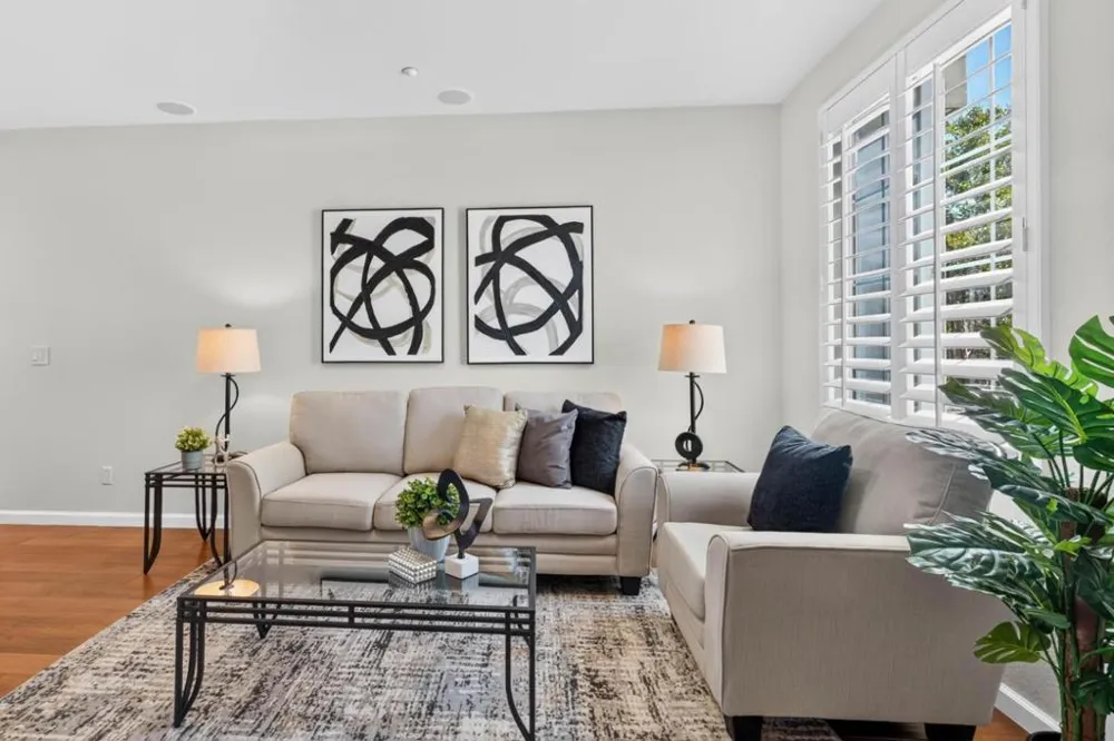 461 Bedford Loop Mountain View, CA 94043