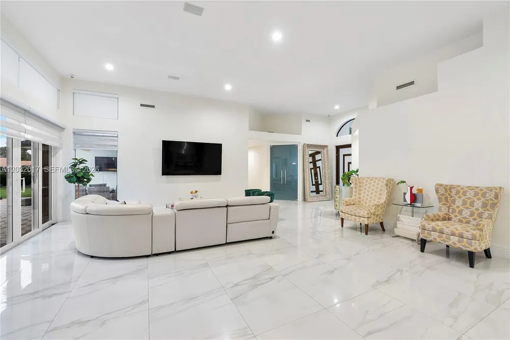 2235 SW 105th Ter Davie, FL 33324