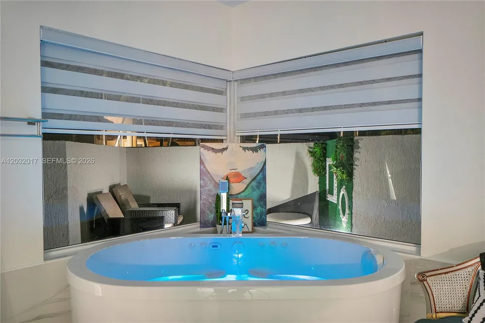 2235 SW 105th Ter Davie, FL 33324
