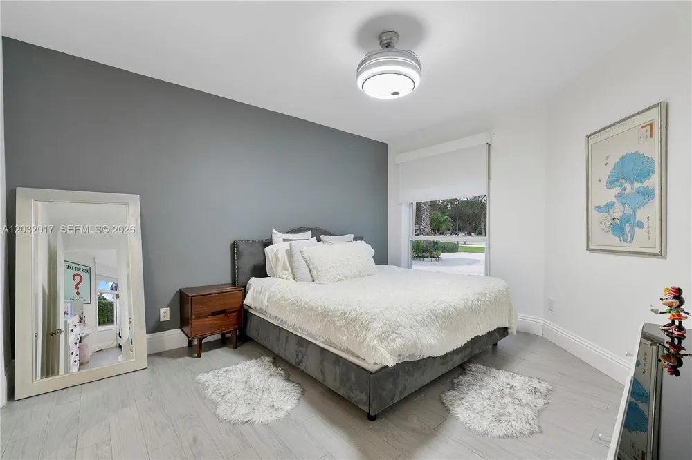 2235 SW 105th Ter Davie, FL 33324