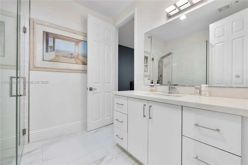 2235 SW 105th Ter Davie, FL 33324