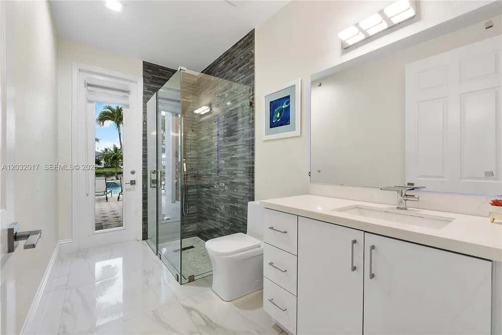 2235 SW 105th Ter Davie, FL 33324