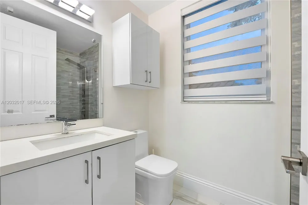 2235 SW 105th Ter Davie, FL 33324