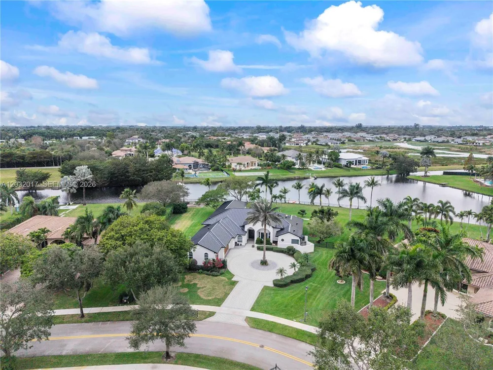 2235 SW 105th Ter Davie, FL 33324