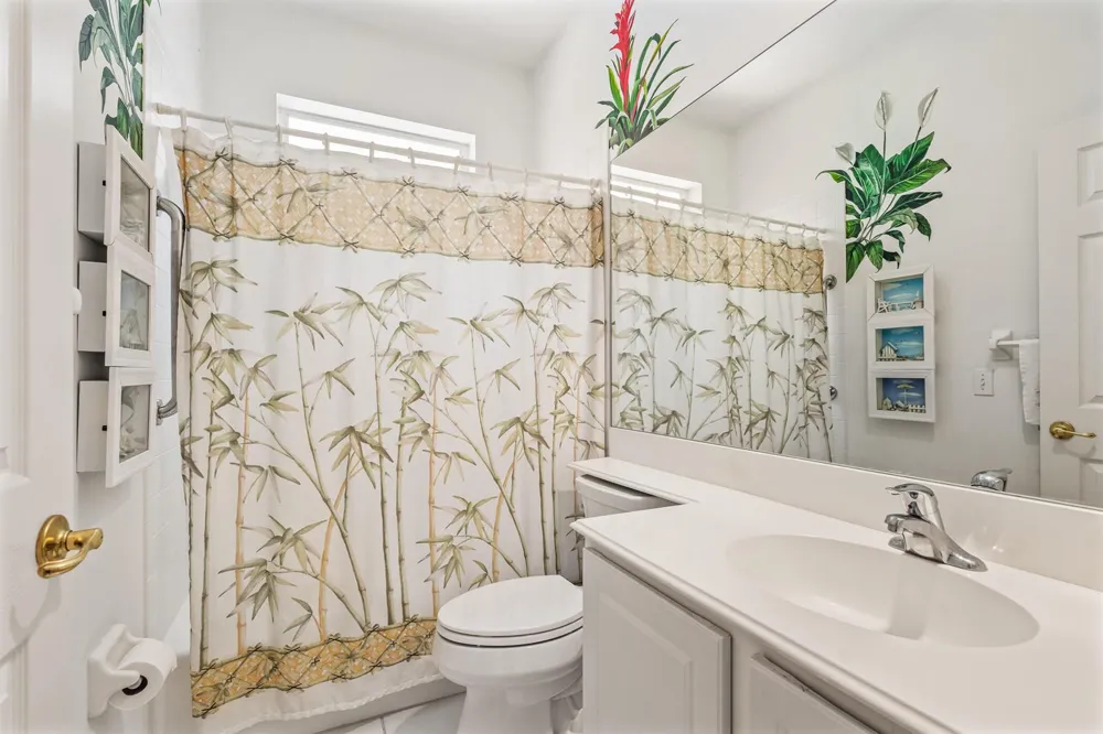 747 Hampton Woods Lane SW Vero Beach, FL 32962